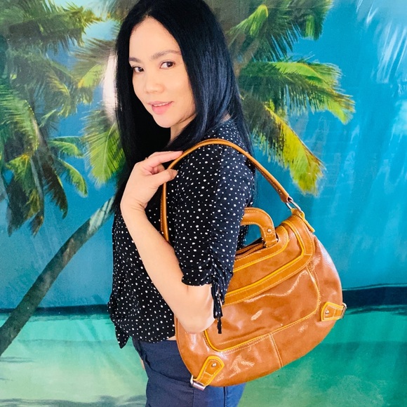 BCBG bag - Picture 2 of 2